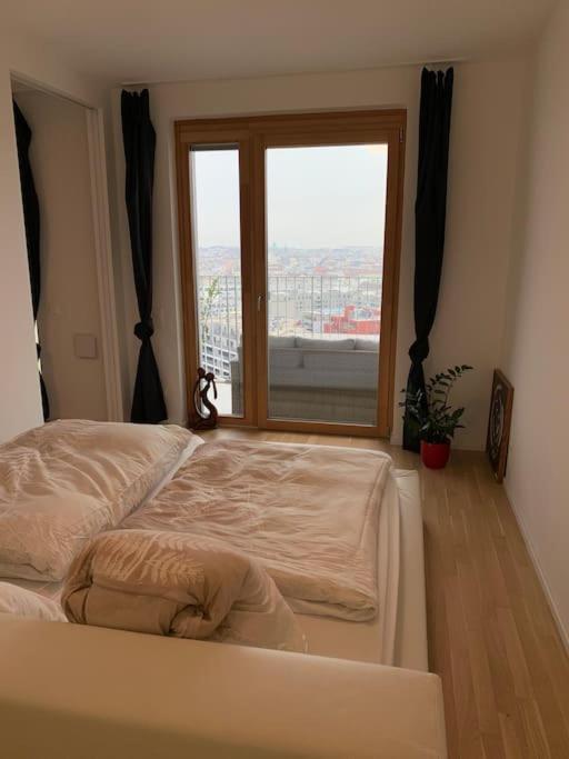 Appartamento Stunning View Over Vienna In City Center Esterno foto